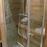 Oda ve Kahvaltı Chez La Fine 4*