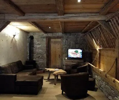 Chez La Fine Bed & Breakfast