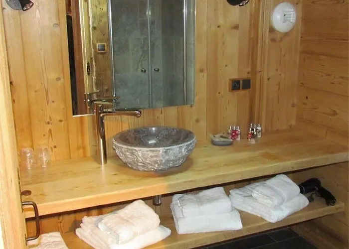 Chez La Fine Bed & Breakfast Les Gets
